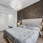 Semesterbostad Casa Lyrata