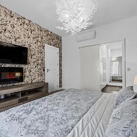 Casa Lyrata *